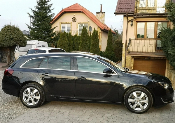 Opel Insignia cena 37900 przebieg: 214000, rok produkcji 2014 z Grójec małe 232